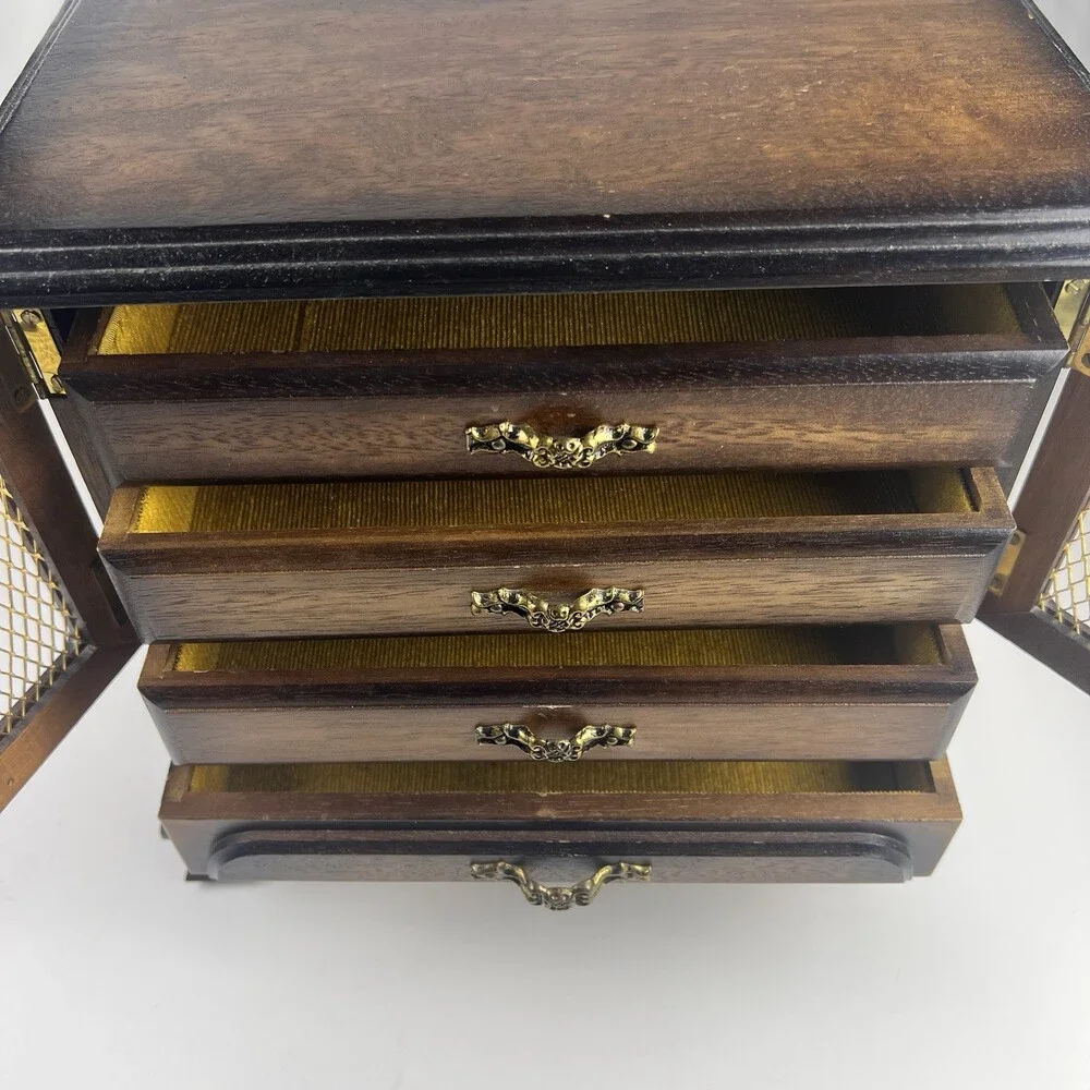 N/A vintage wooden